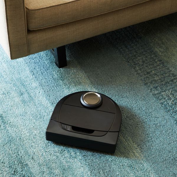 D5 Neato Connected Vacuum Cleaner